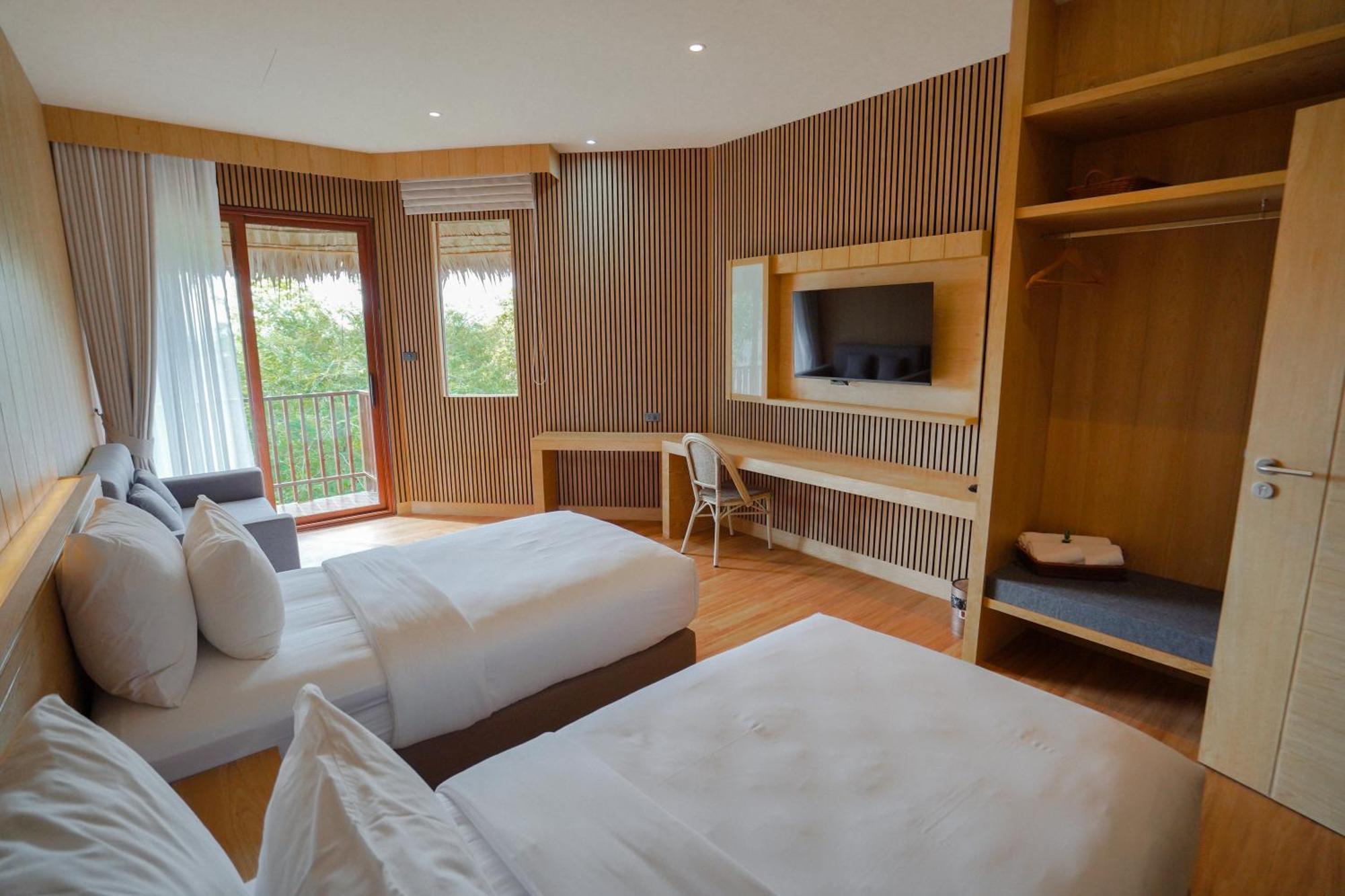 Le La Lake Resort And Spa ケーンクラチャン エクステリア 写真